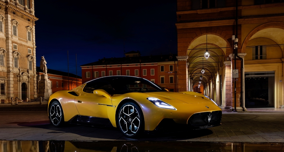 Maserati MC 20