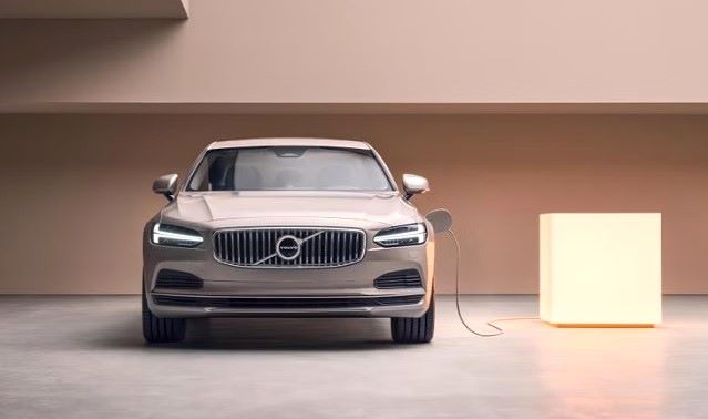 Volvo S90